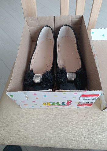 Kız Çocuk Siyah rugan ayakkabı özel günlerde de giyilebilir - Görsel 4