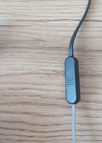 JBL Kablolu Siyah Kulaklık blutut - Görsel 3