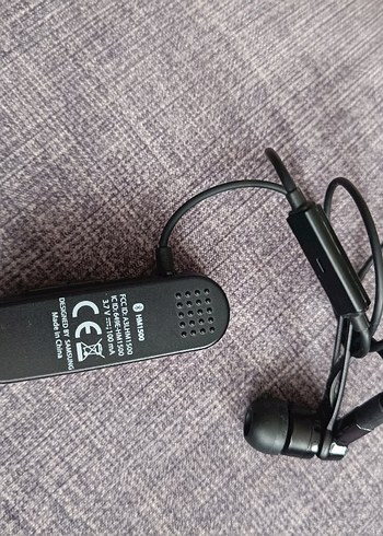 Samsung Kablolu Kulak İçi Kulaklık - Kırmızı - Görsel 2