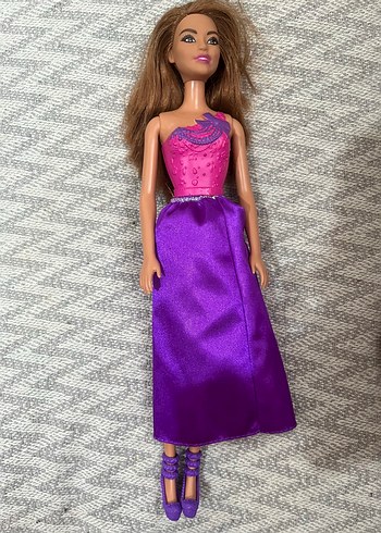 Barbie Parlak Mor Elbiseli Bebek