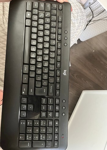 Logitech Siyah Kablosuz yedek parça Klavye