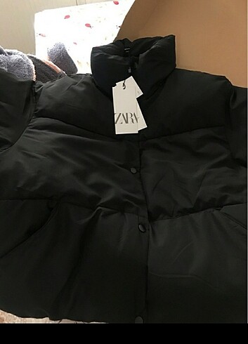 Zara mont
