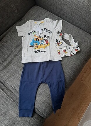 Hm erkek cocuk 6-9 ay disney takım 