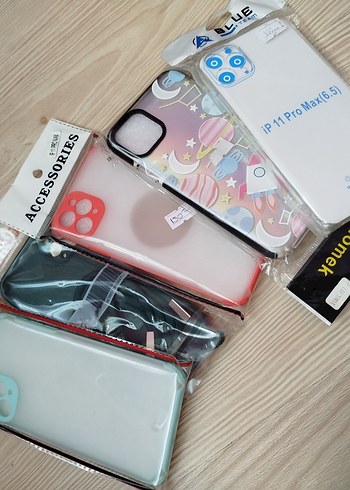 Apple iPhone 11 Pro Max Parlak Çok Renkli Kılıf