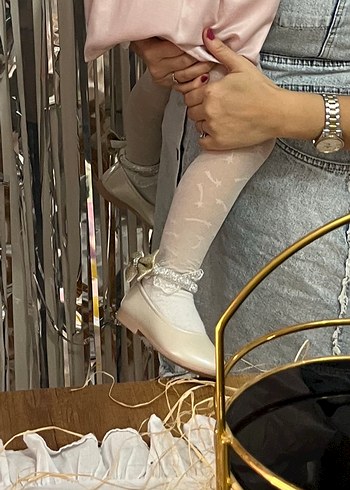 Kız Çocuk Beyaz Tokalı Babet Ayakkabı - Görsel 6