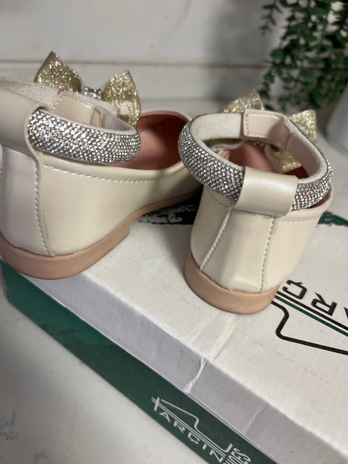 Kız Çocuk Beyaz Tokalı Babet Ayakkabı - Görsel 4