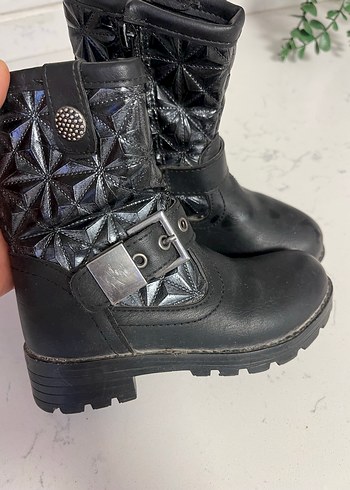 Kız Çocuk Siyah Yılan Desenli Biker Bot - Görsel 2
