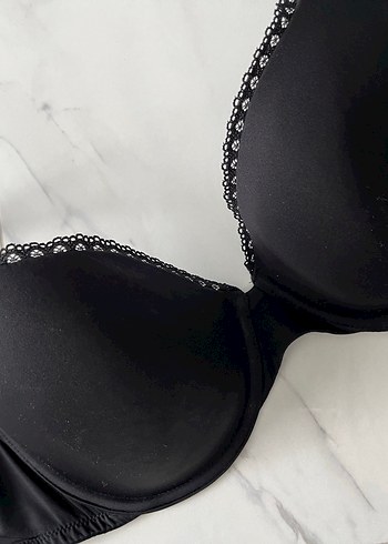 Beyaz ve Siyah Dantelli 2 li sütyen - Görsel 3