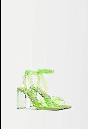 Şeffaf yeşil topuklu sandalet