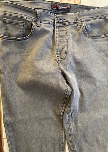 31 Beden Gri Erkek Denim Pantolon Rahat Kesim