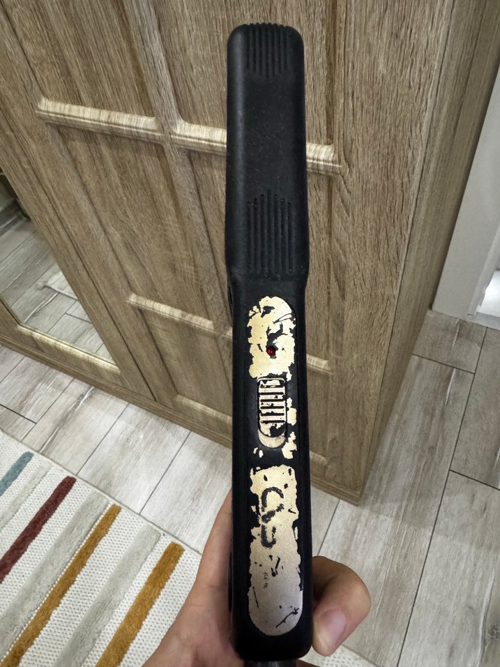 Saç Düzleştirici - Görsel 2