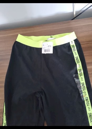 Lcw kız çocuk Siyah Neon Şeritli Kadın Tayt - Görsel 4