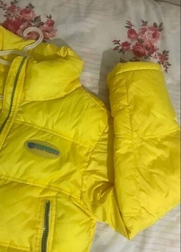 s Beden Pull bear montt