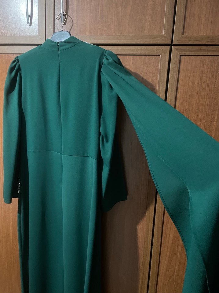 Yeşil Parlak Uzun Drapeli Kadın Elbise - Görsel 2