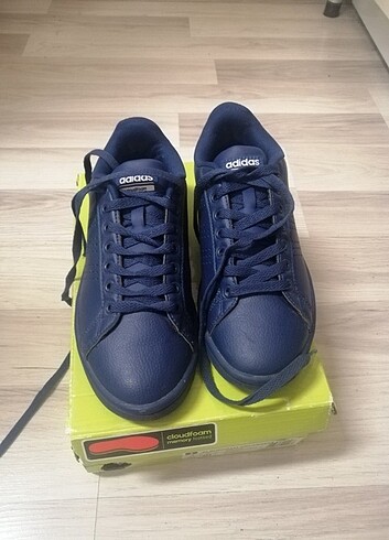 Adidas neo