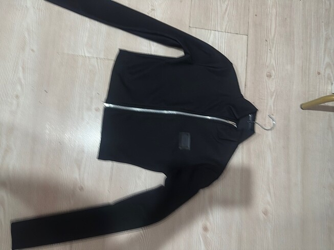 Zara Siyah spor crop ceket