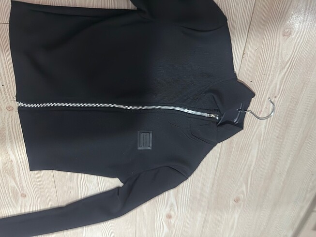 s Beden Siyah spor crop ceket