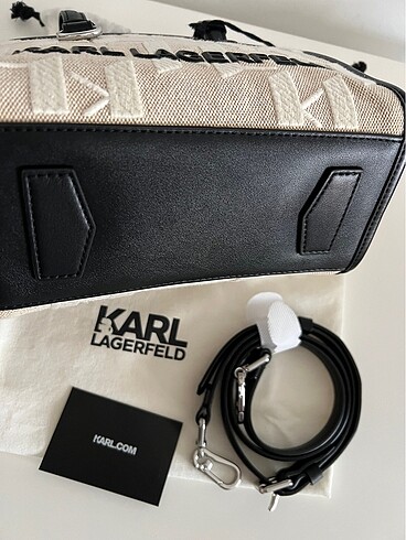  Beden KARL LAGERFELD TOTE BAG