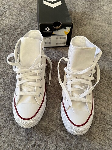 Beyaz converse..EN SON FİYAT!