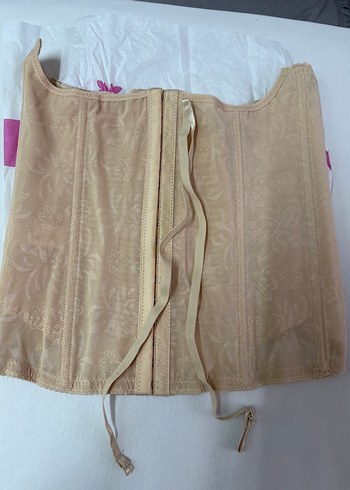 Toparlayıcı ve Dikleştirici bej bel korsesi - Görsel 4