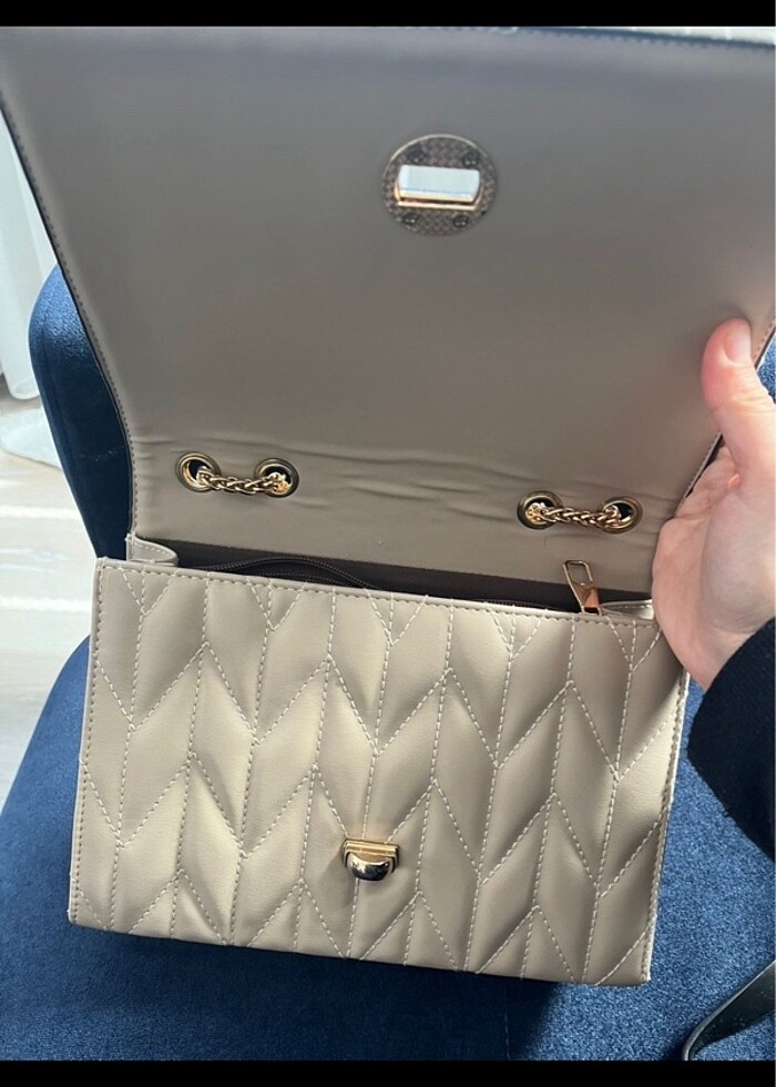 Bej Mükemmel Çanta - Görsel 3