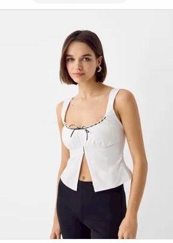 Bershka Beyaz Bustiyer