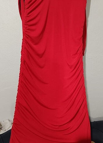 m Beden kırmızı Renk Abiye elbise