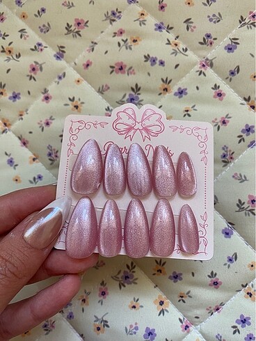 Cat Eye Jel Takma Tırnak