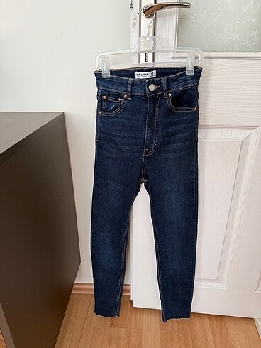 32 Beden Pull and bear jean