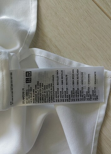 s Beden Uniqlo beyaz kısa kollu oversize gömlek