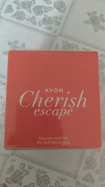 Avon Avon bayan parfümü 50 ml Cherish. ESCAPE