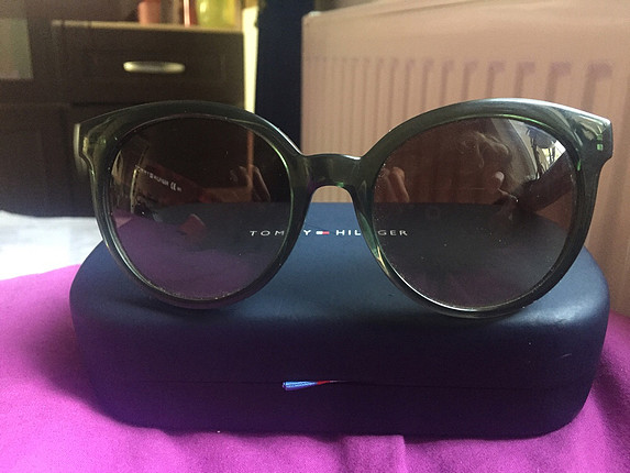 Tommy cat eye model güneş gözlüğü