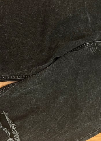 Kadın Siyah Bol Kesim yırtık Kot Pantolon - Görsel 3