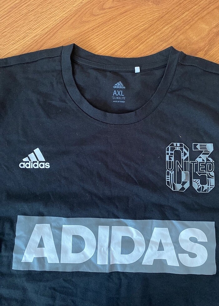 Adidas tişört - Görsel 2