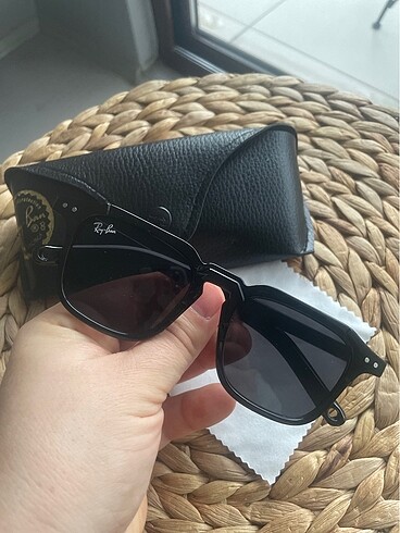 Beden siyah Renk Rayban siyah yeni sezon güneş gözlüğü
