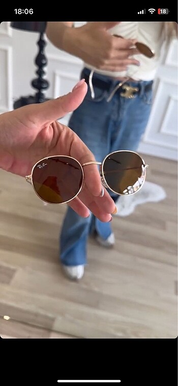 Beden Rayban round model güneş gözlüğü