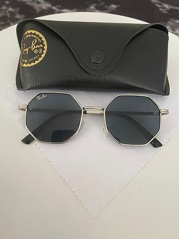 Beden siyah Renk Rayban siyah cam gümüş çerçeve