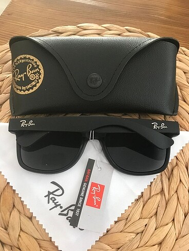 Beden Rayban siyah mat wayfere model