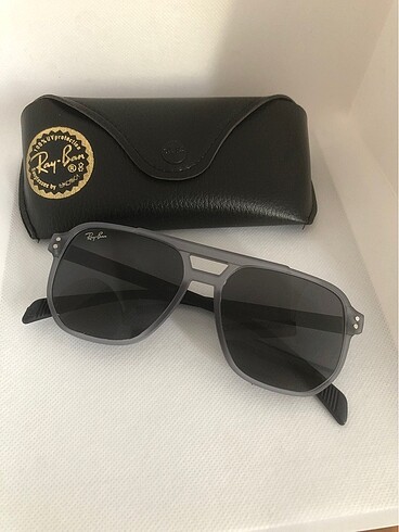 Rayban güneş gözlüğü
