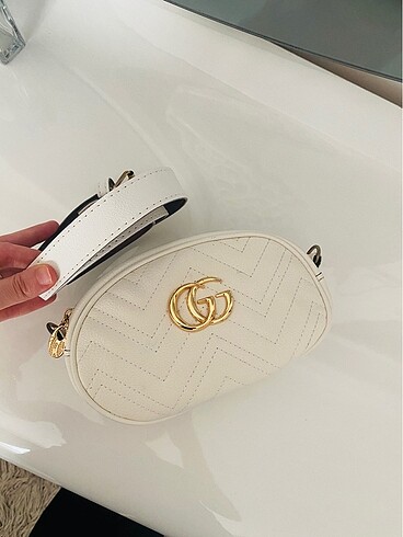 Gucci bel çantası