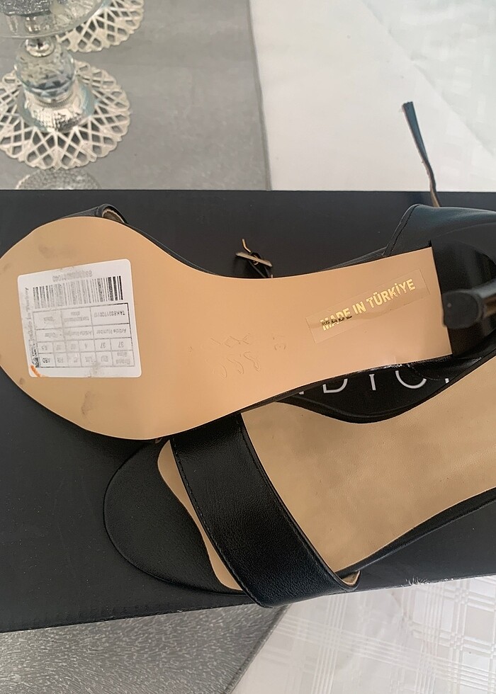 İnce Topuklu Ayakkabı - Görsel 3