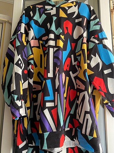 Renkli sweatshirt