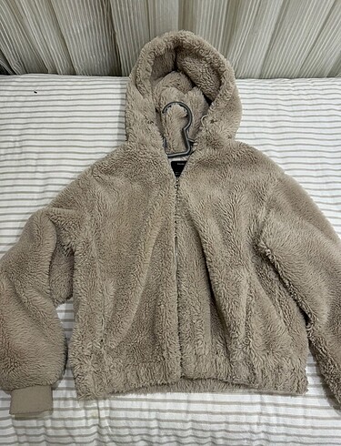 bershka peluş mont bej