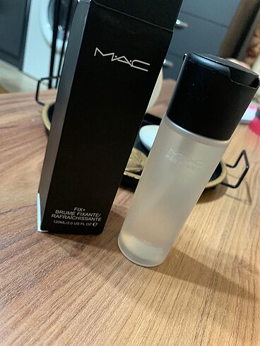 MAC Mac sabitleyici sprey