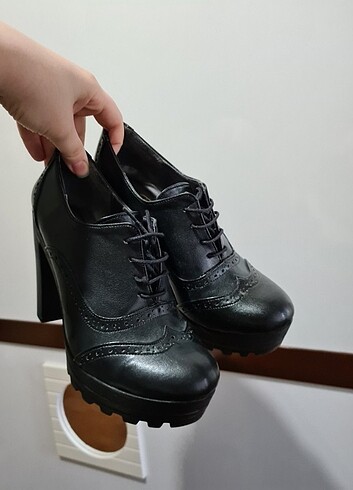 Topuklu ayakkabı - Görsel 6