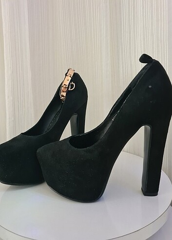 Kadin topuklu ayakkabı - Görsel 5
