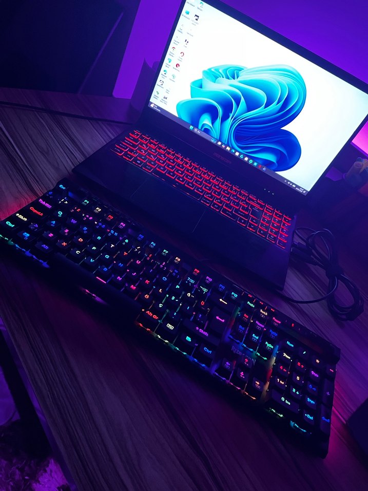 Redragon K580 VATA RGB Aydınlatmalı Çok Renkli Mekanik Klavye - Görsel 5