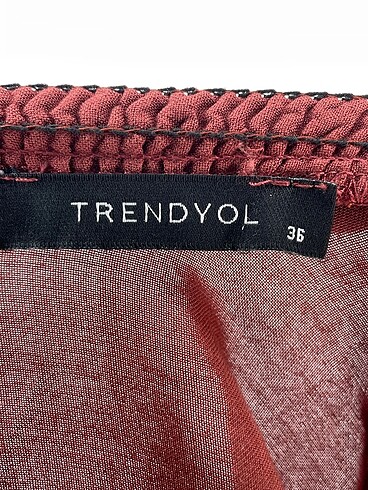 36 Beden çeşitli Renk Trendyol & Milla Kısa Elbise %70 İndirimli.