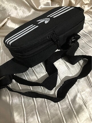  Beden siyah Renk SIFIR PAKETLİ BUTİK ÜRÜNÜ