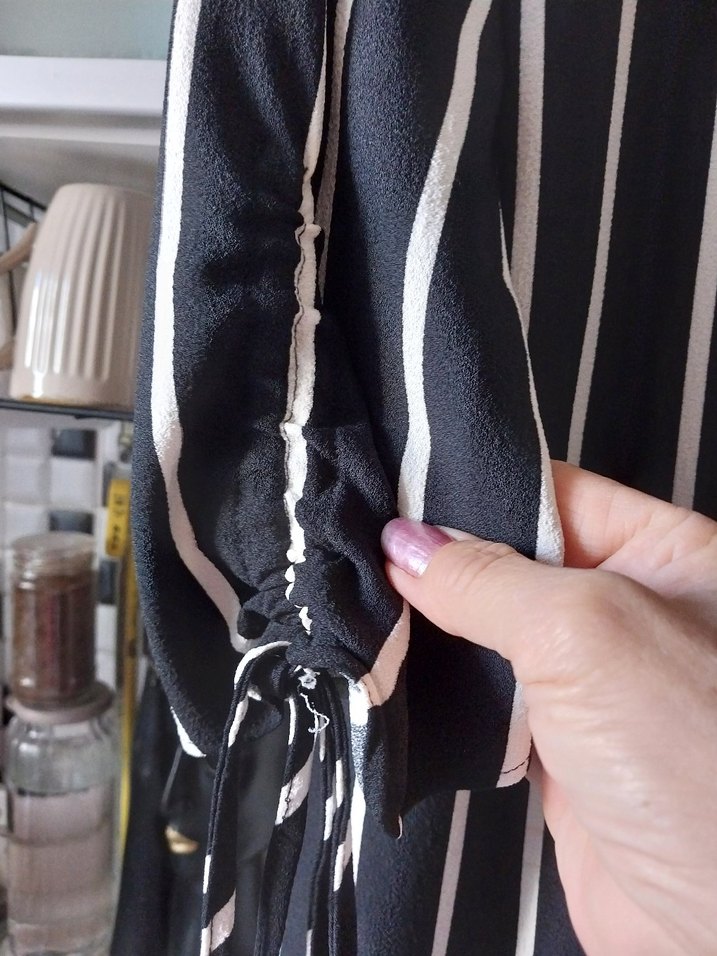 Siyah Beyaz Çizgili Elbise xs/s - Görsel 4